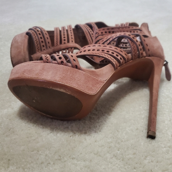 Brown - Picture 8 of 9